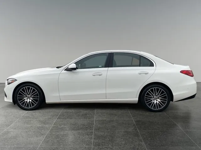 Mercedes-Benz C-Class 2024 photo 2
