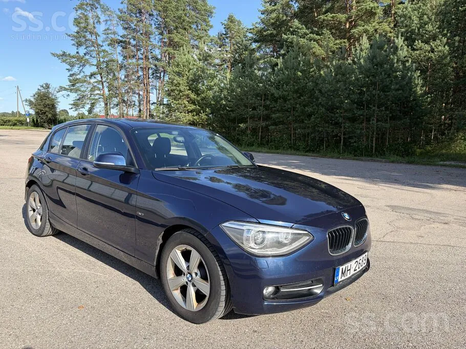 BMW 118 2012 photo 2