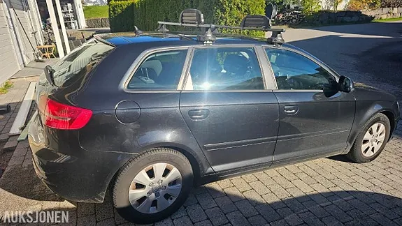 Audi A3 2010 photo 2