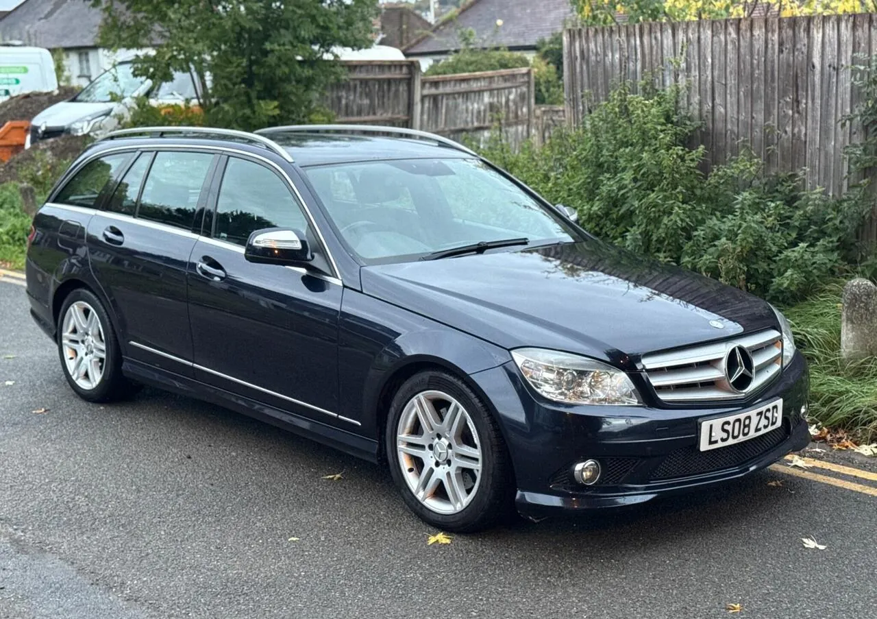 Mercedes-Benz C-Class 2008 photo 2