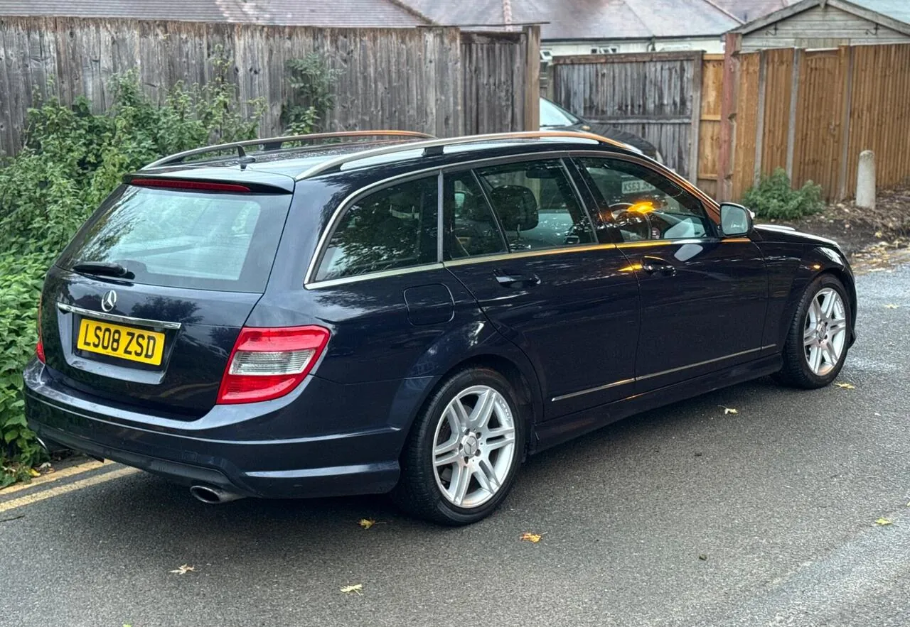 Mercedes-Benz C-Class 2008 photo 3