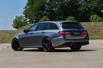 Mercedes-Benz E-Class 2022 photo 3