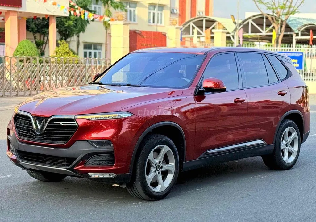 Vinfast Lux Sa2.0 2019 photo 3