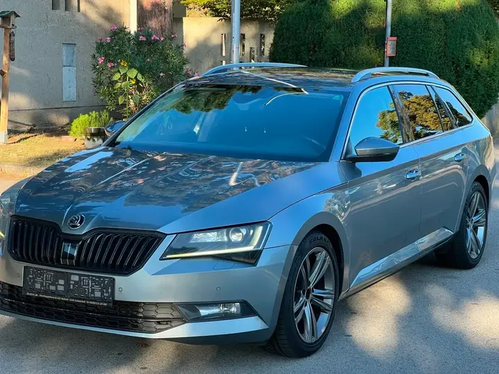 Skoda Superb 2016 photo 3