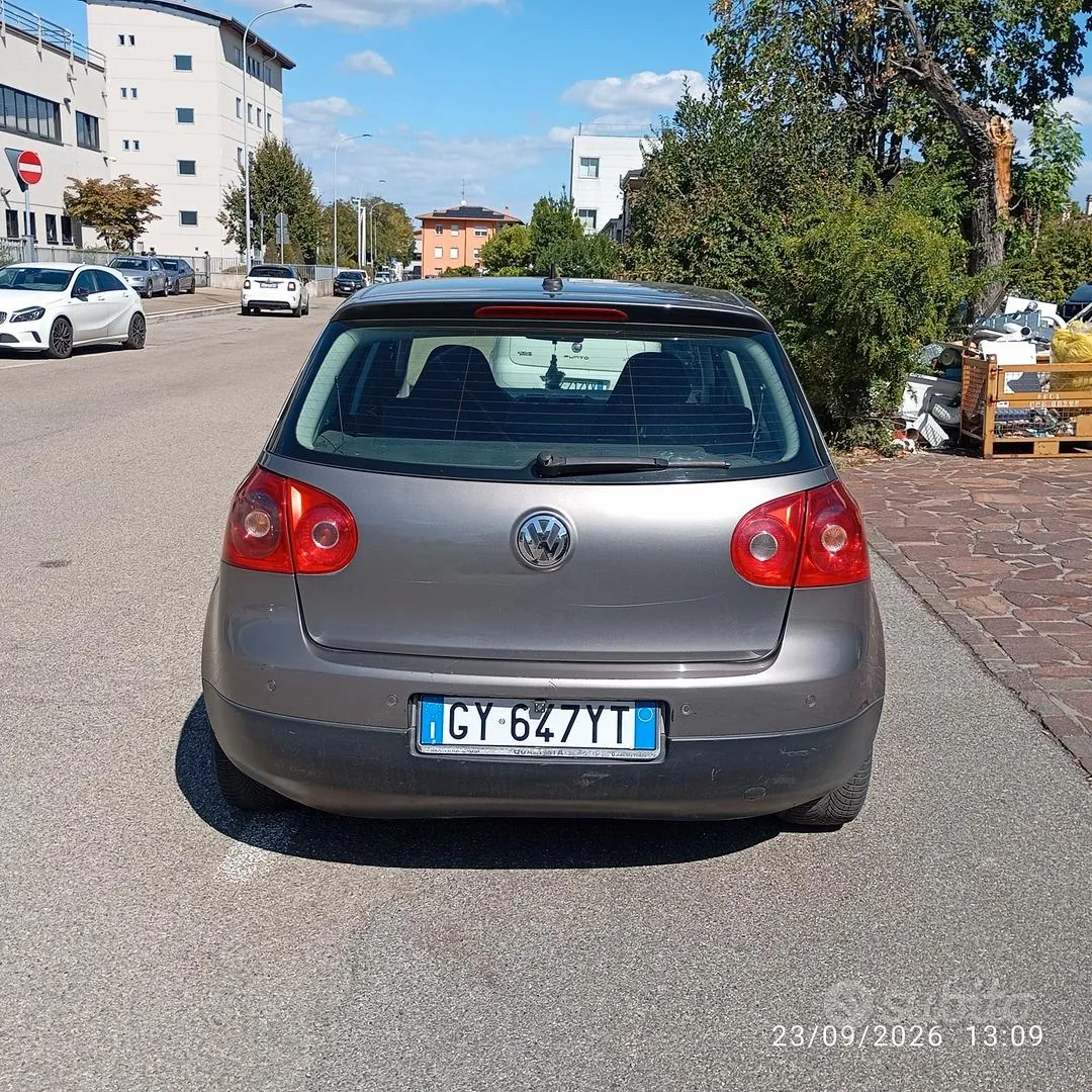 Volkswagen Golf 2007 photo 2
