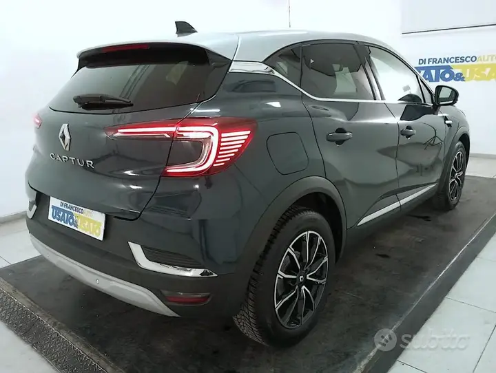 Renault Captur 2023 photo 4