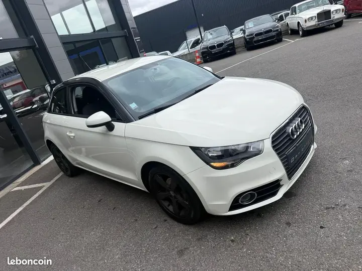 Audi A1 2011 photo 5