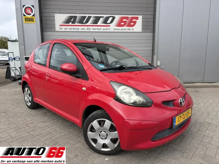 Toyota Aygo 2006 photo 2