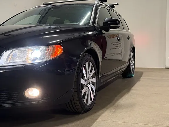 Volvo V70 2012 photo 4