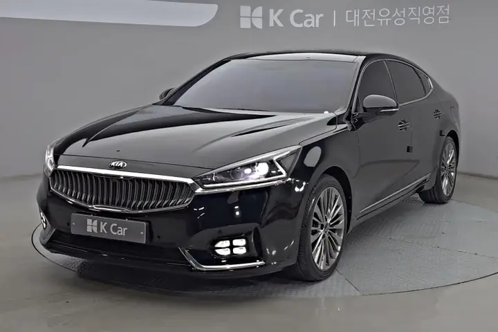 Kia Omníum K7