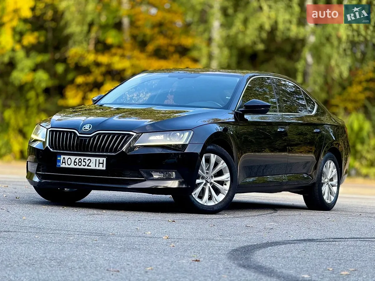 Skoda Superb 2019 photo 3