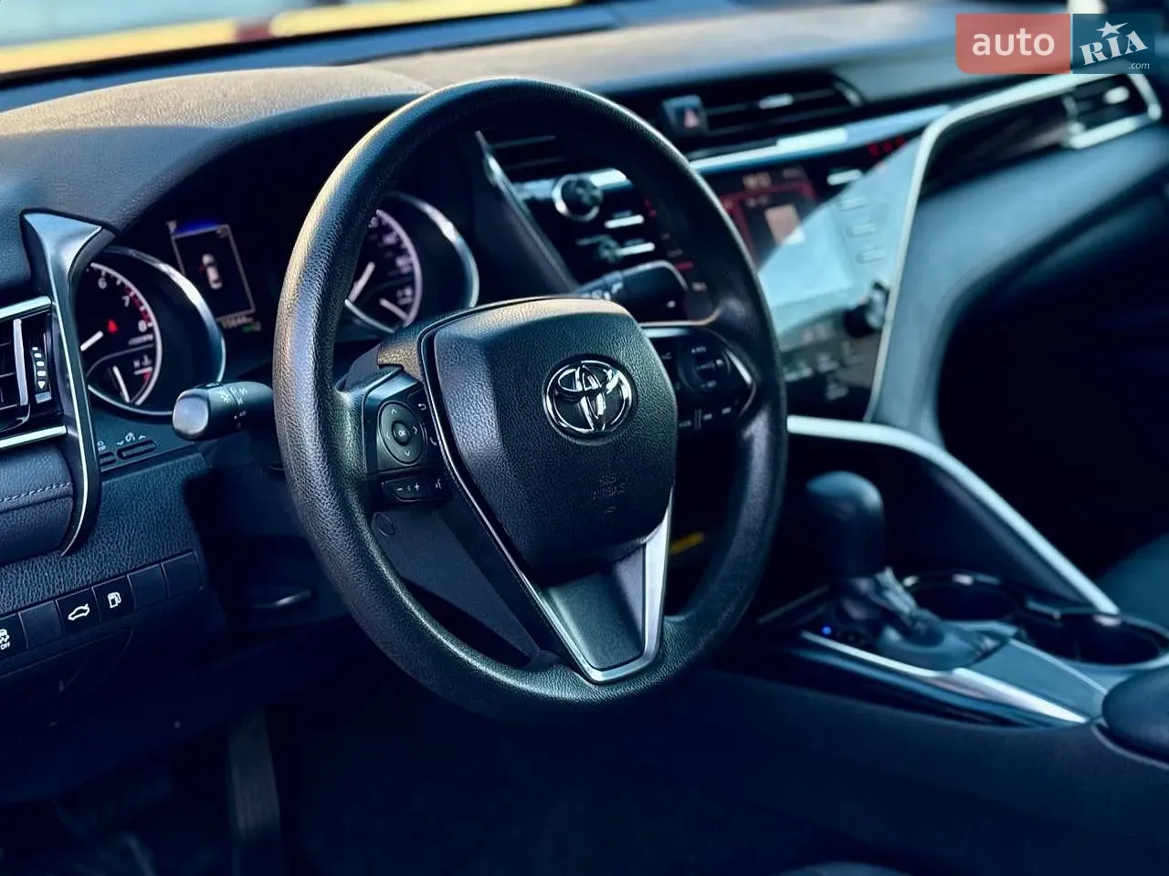 Toyota Camry 2018 photo 3