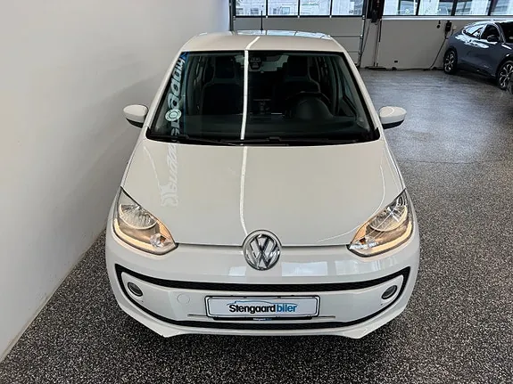 Volkswagen Up 2016 photo 3
