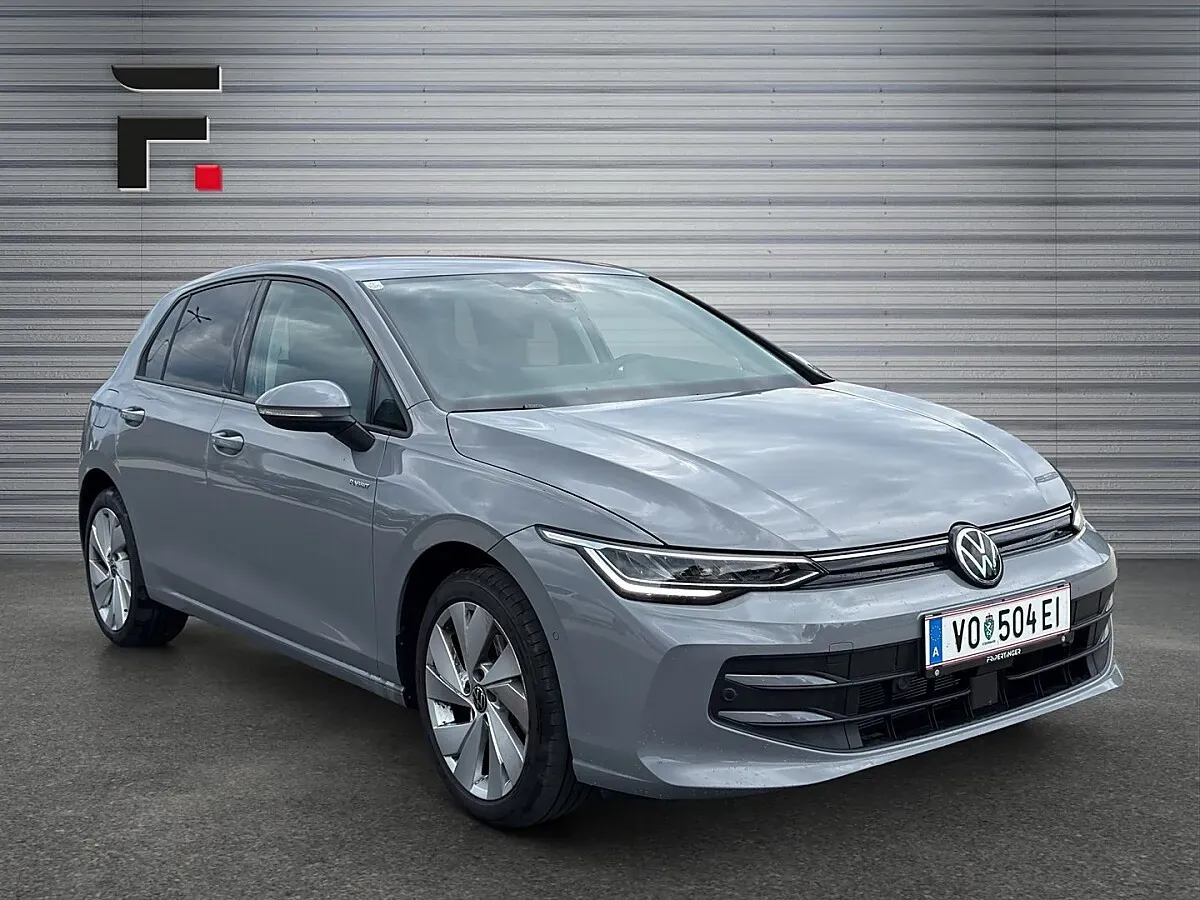 Volkswagen Golf 2026 photo 3
