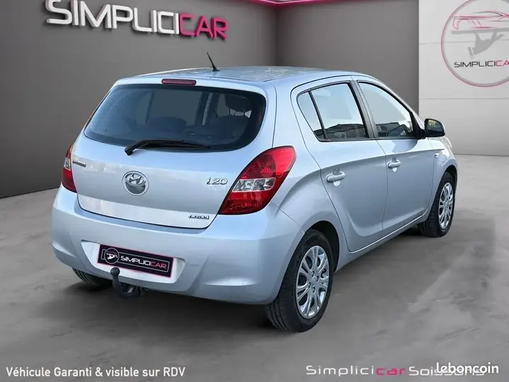 Hyundai I20 2009 photo 3