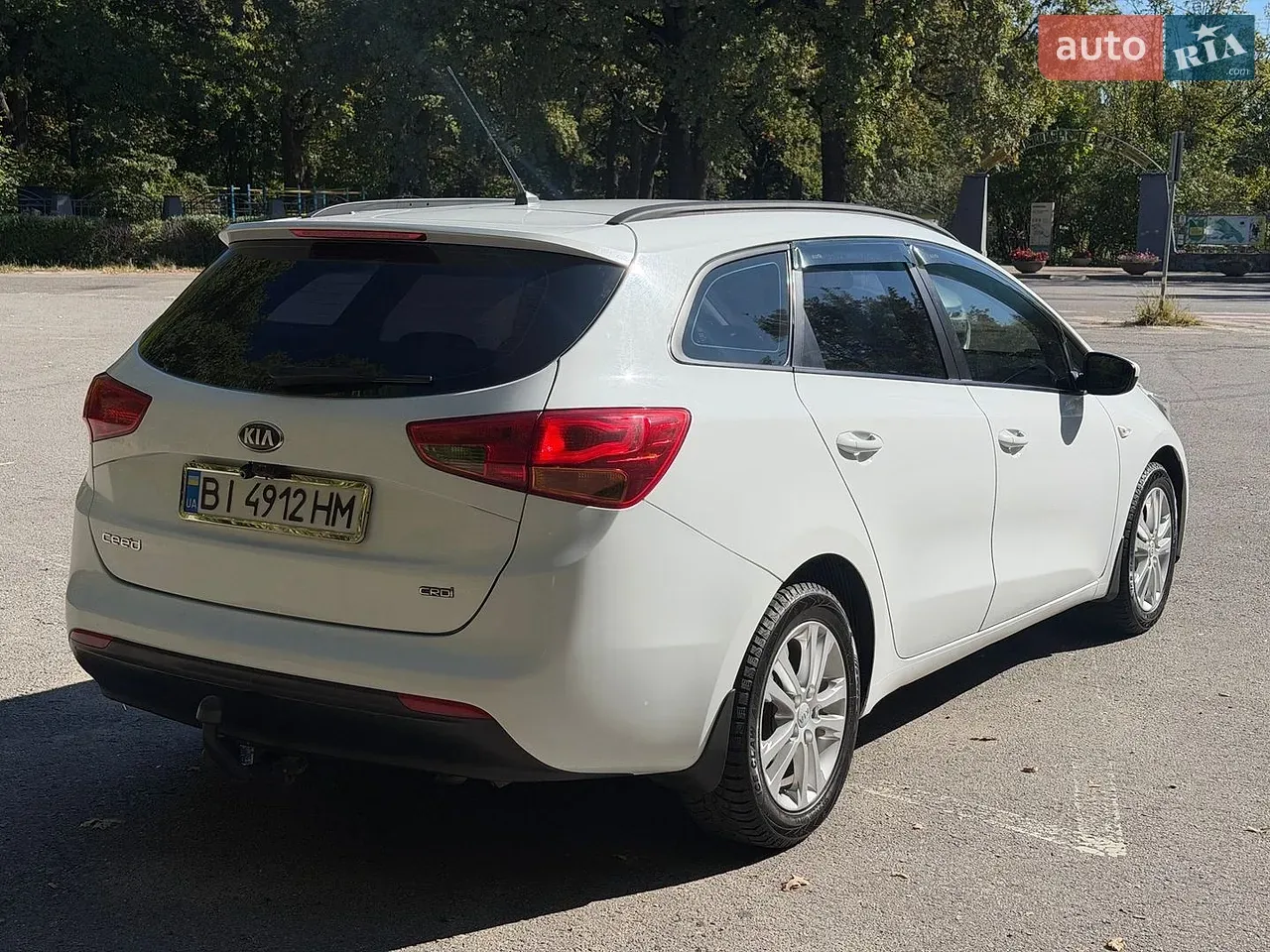 Kia Ceed 2013 photo 3