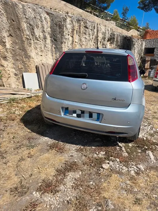 Fiat Grande Punto 2006 photo 3
