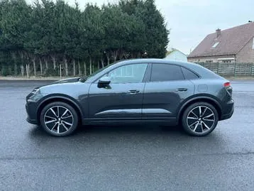 Porsche Macan 2024 photo 2