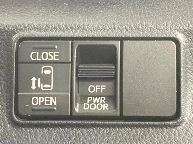 Toyota Sienna 2016 photo 5