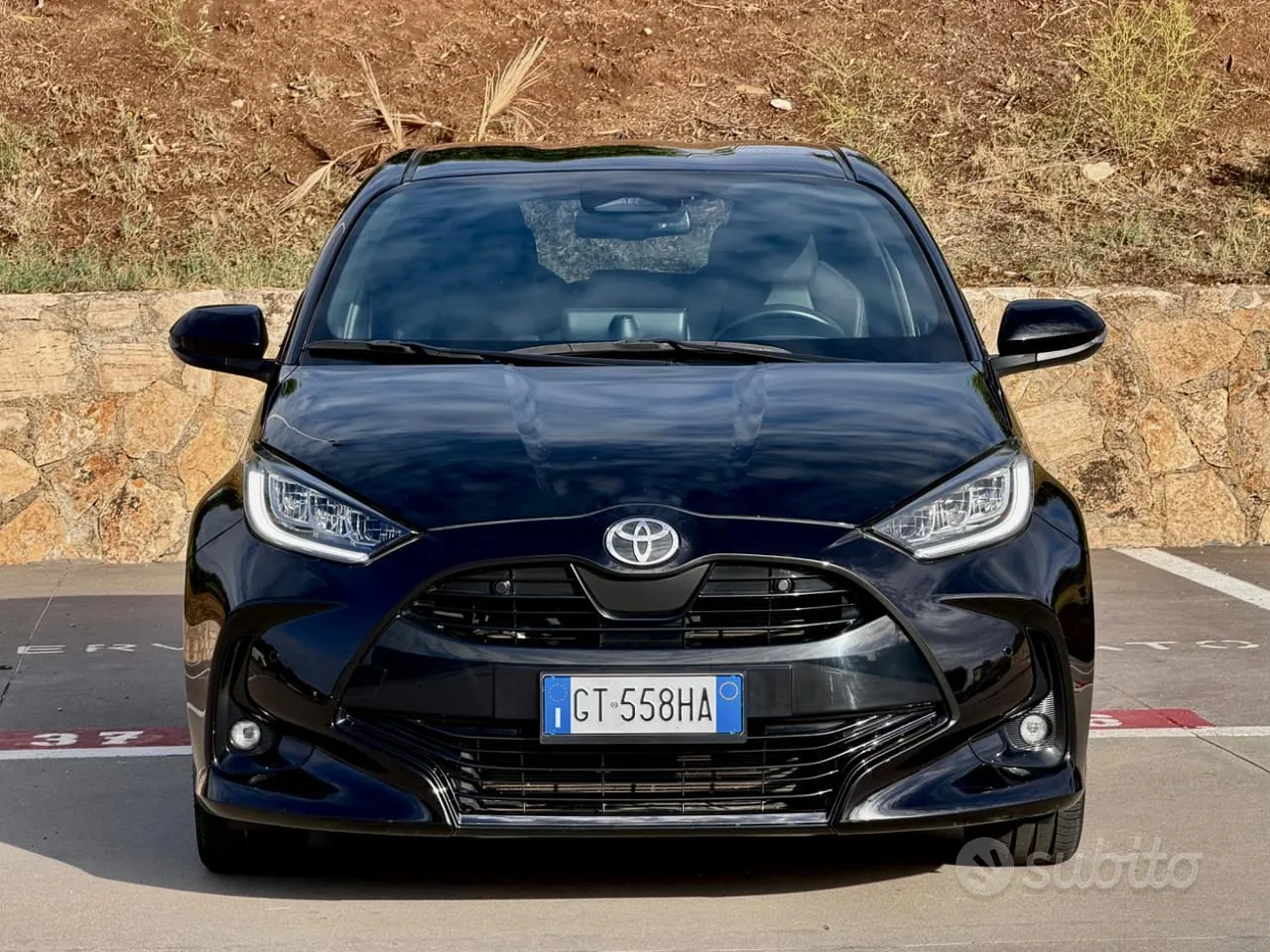 Toyota Yaris 2024 photo 2