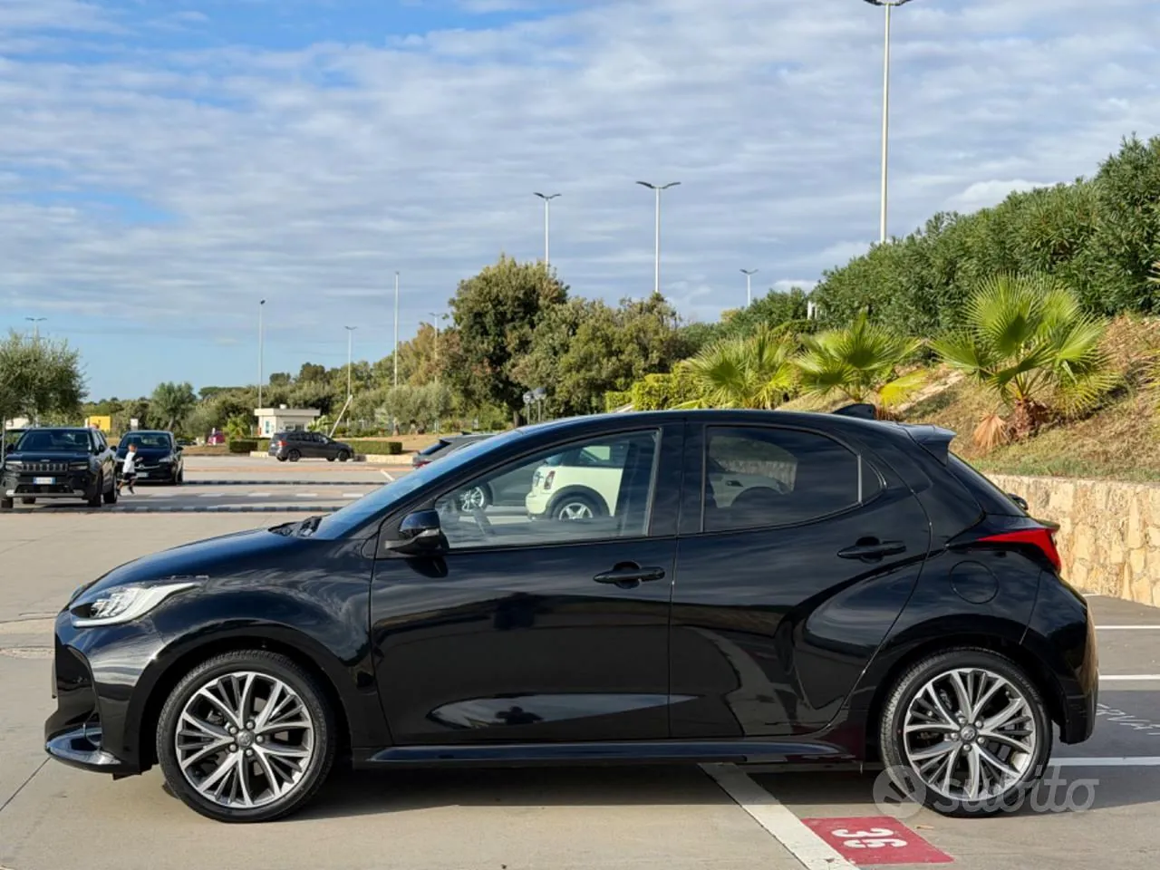 Toyota Yaris 2024 photo 4
