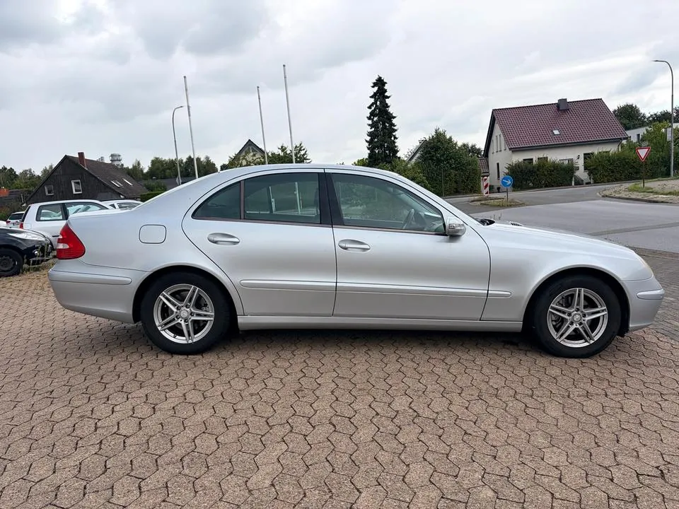 Mercedes-Benz E280