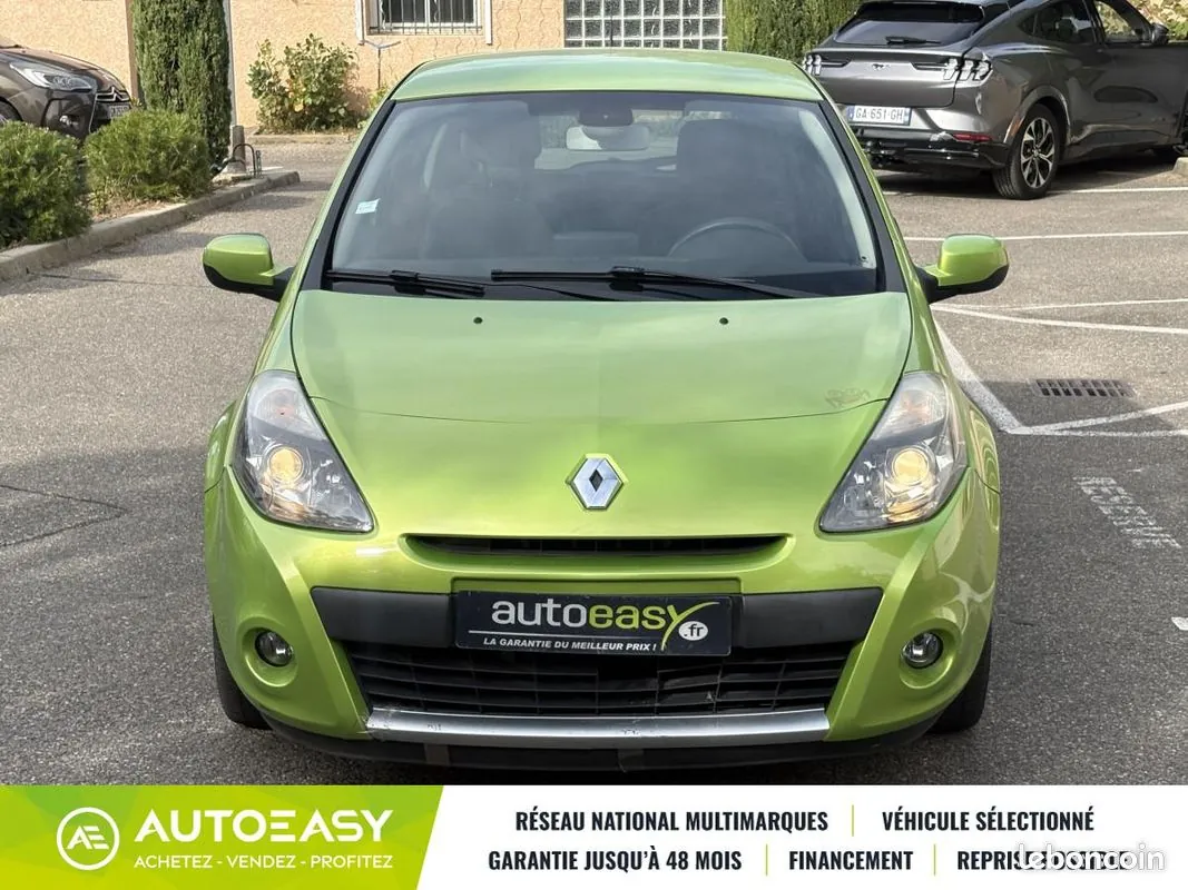 Renault Clio 2011 photo 4