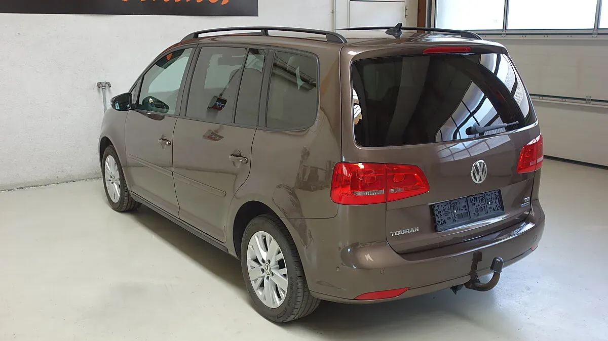 Volkswagen Touran 2013 photo 3