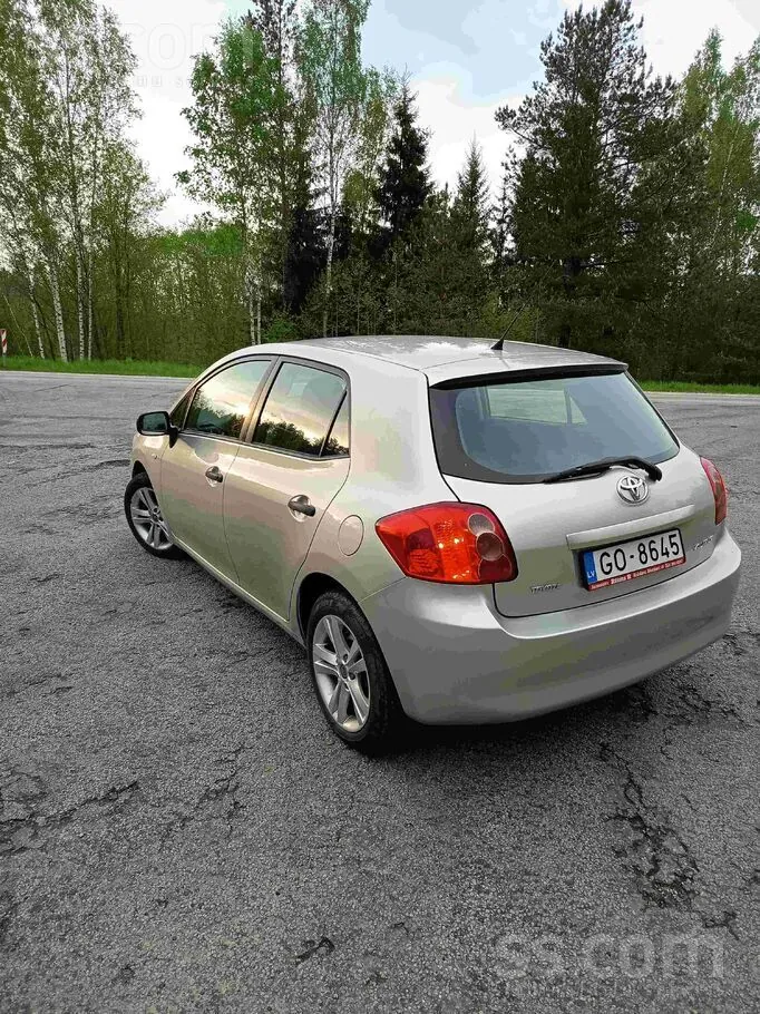 Toyota Auris 2007 photo 3