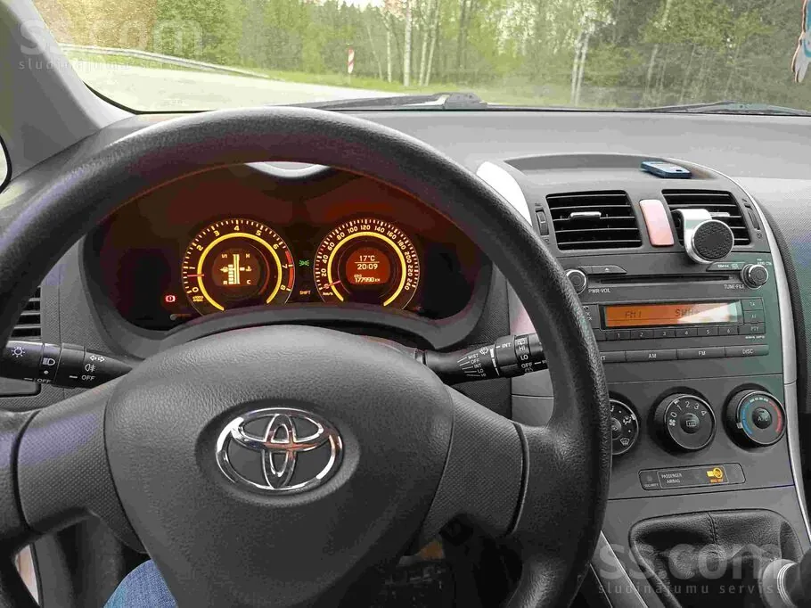 Toyota Auris 2007 photo 5
