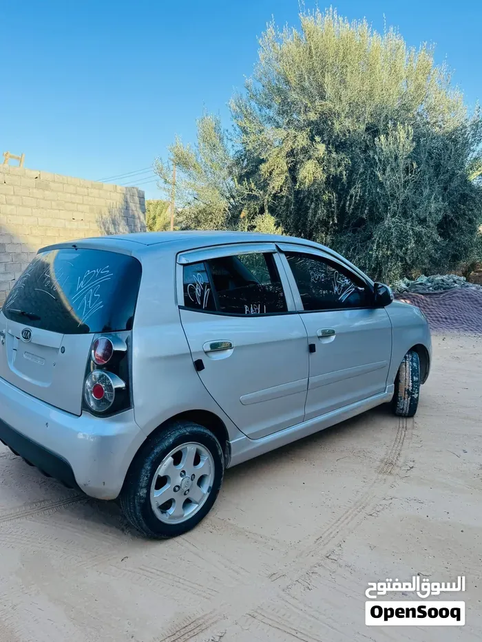 Kia Picanto 2010 photo 4