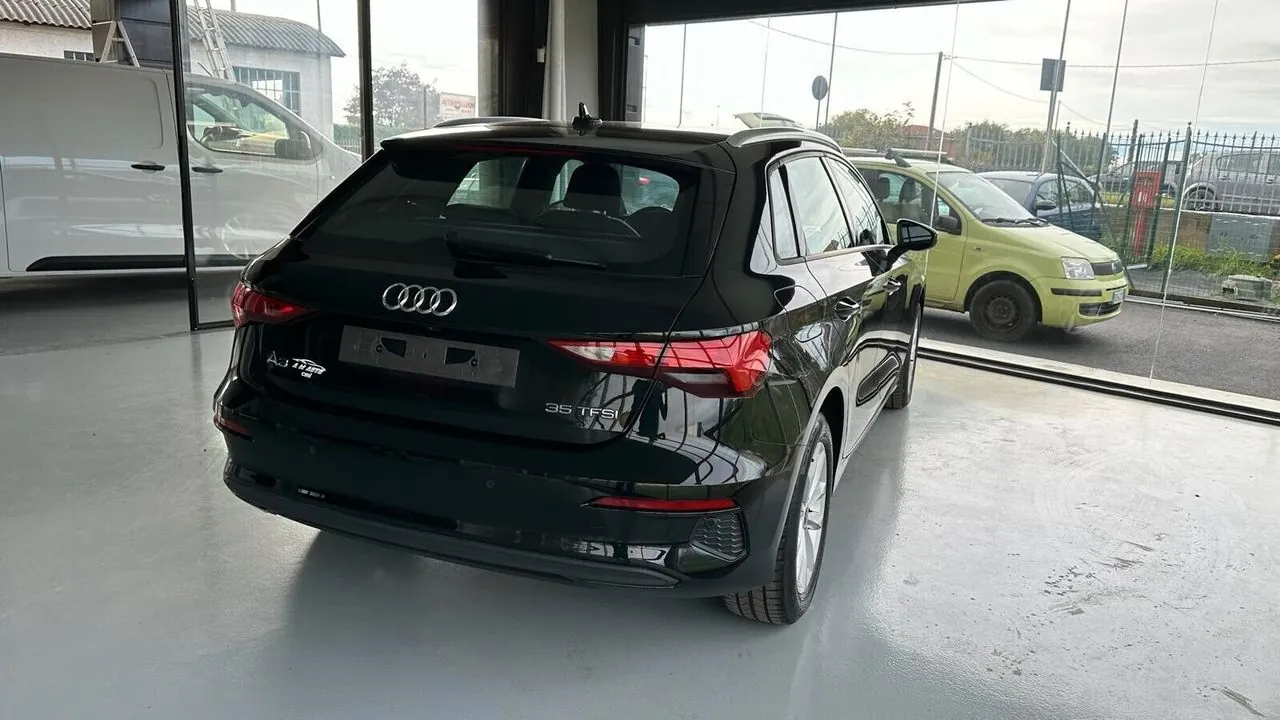 Audi A3 2022 photo 3