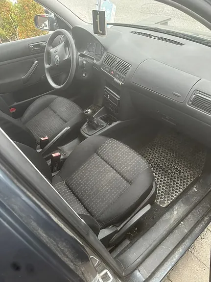 Volkswagen Golf 2002 photo 3