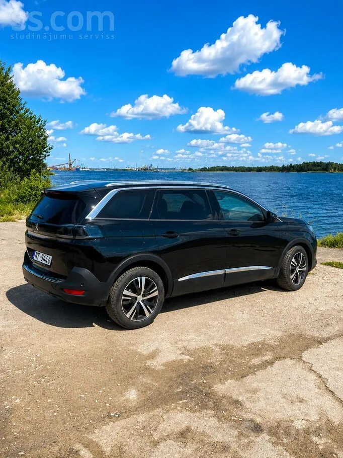 Peugeot 5008 2021 photo 3
