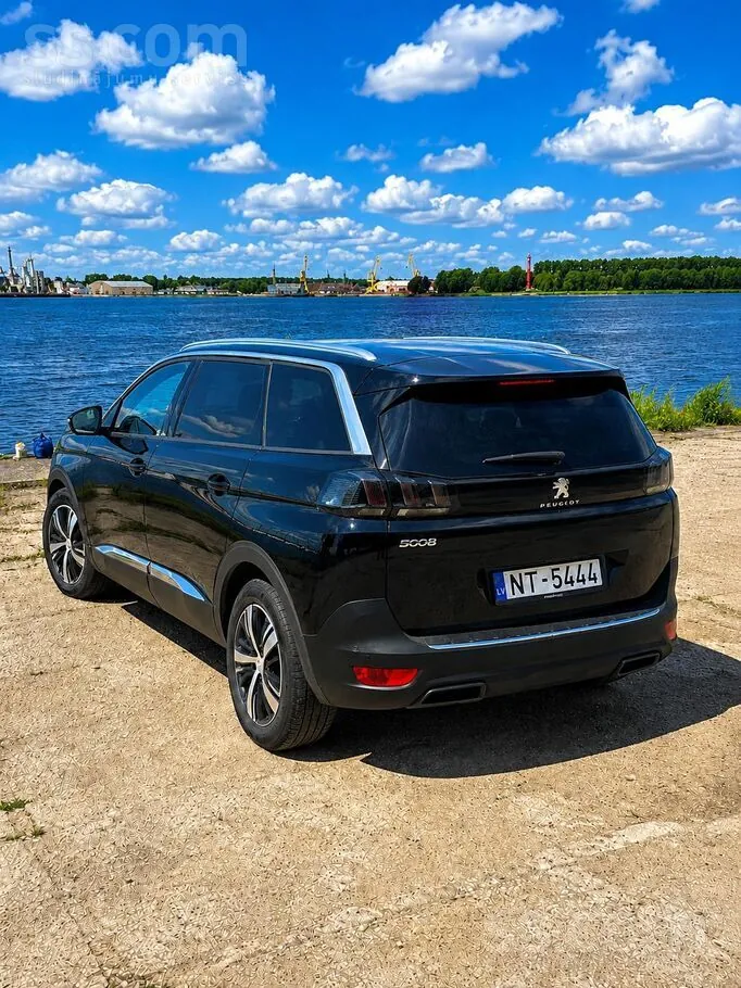 Peugeot 5008 2021 photo 4