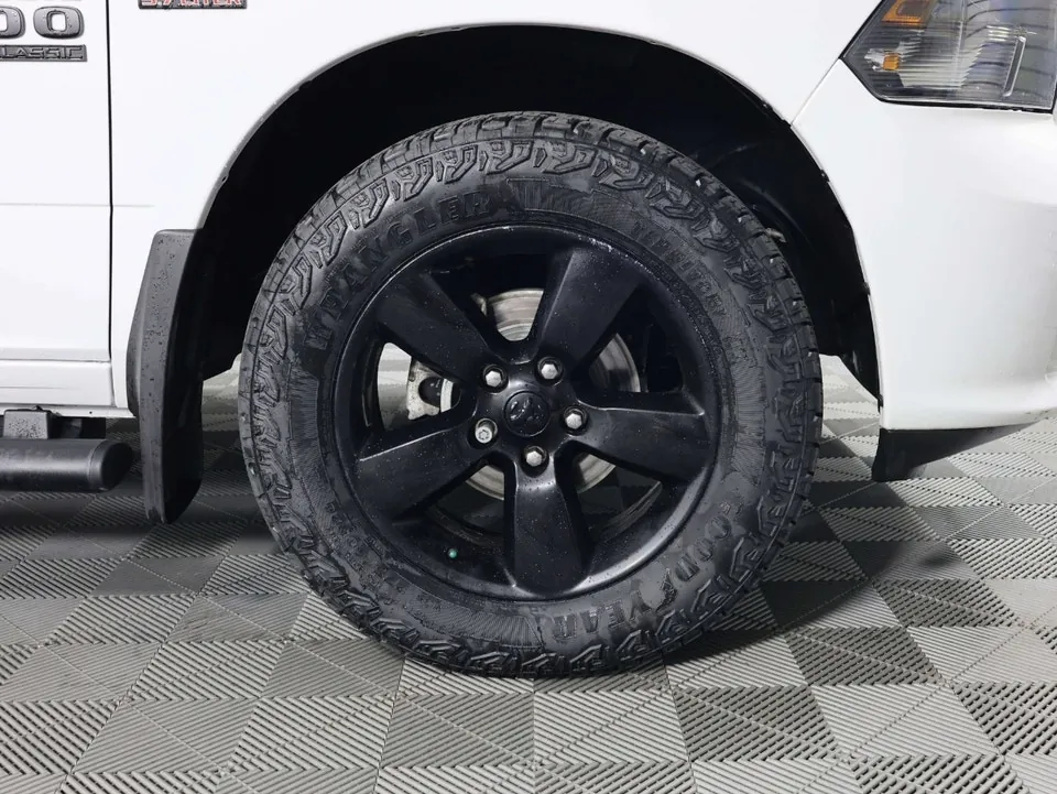 Ram 1500 Classic 2023 photo 4