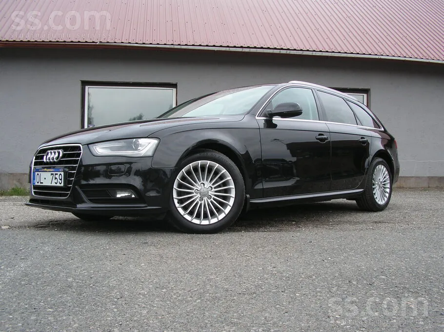 Audi A4 2013 photo 2