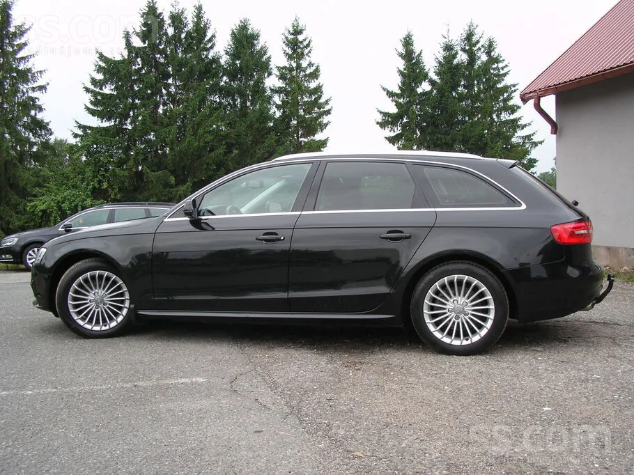 Audi A4 2013 photo 4