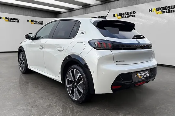 Peugeot E-208 2022 photo 3