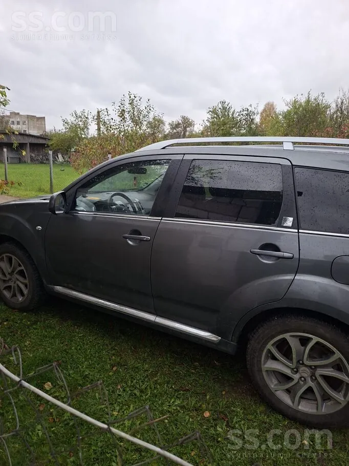 Citroen C-Crosser 2008 photo 5