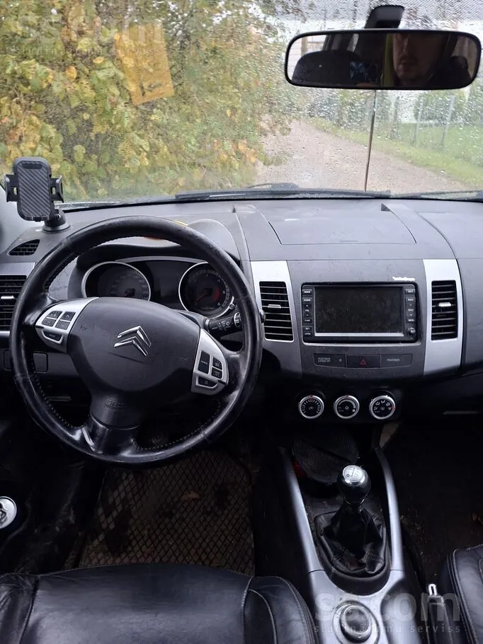 Citroen C-Crosser