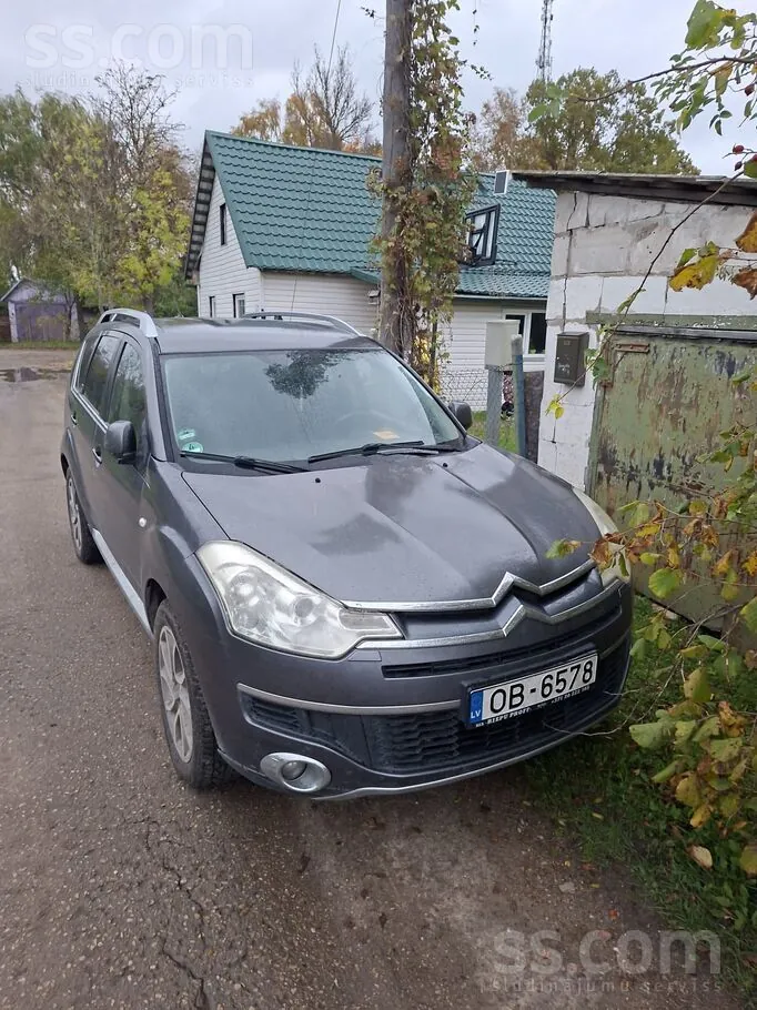 Citroen C-Crosser 2008 photo 2