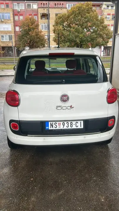 Fiat 500L 2014 photo 2