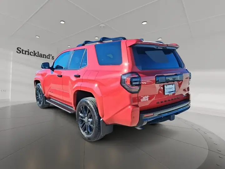 Toyota 4Runner 2026 photo 4