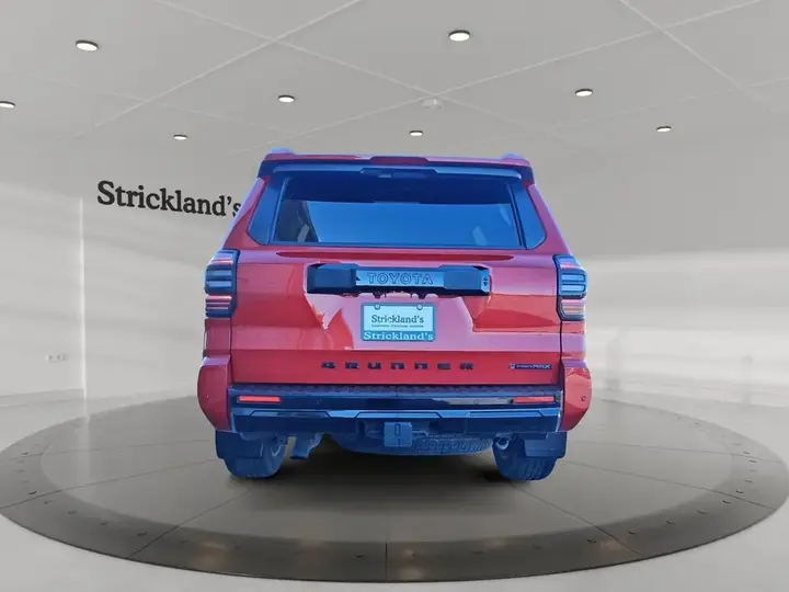 Toyota 4Runner 2026 photo 5