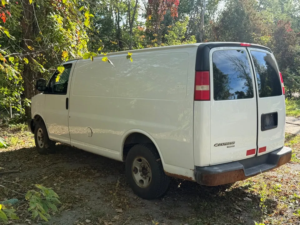 Chevrolet Express 2013 photo 3