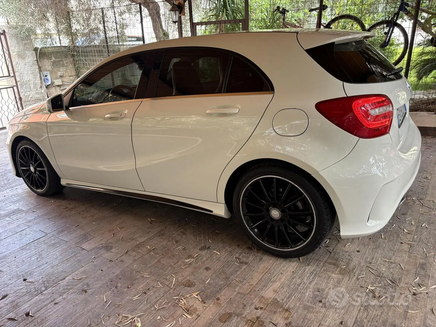 Mercedes-Benz A 2014 photo 2