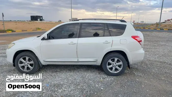 Toyota Rav4 2009 photo 2