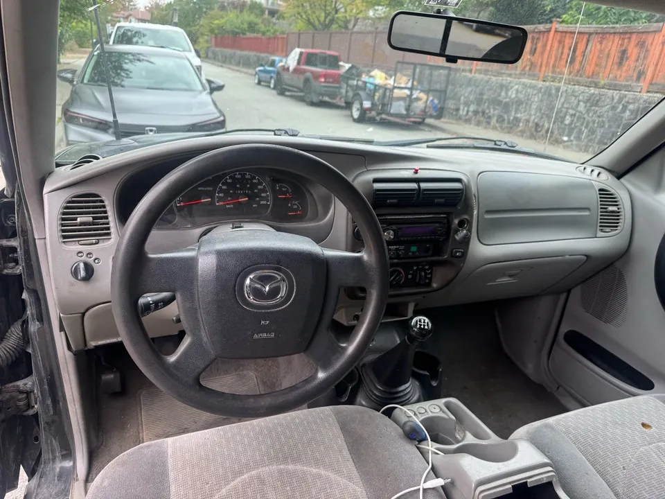 Mazda B4000 2001 photo 4