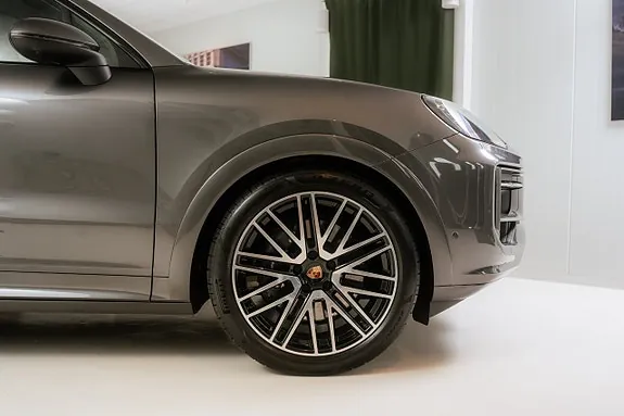 Porsche Cayenne 2025 photo 4